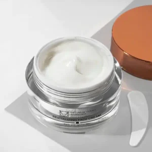 JAUNINAMASIS VEIDO KREMAS 30+ SU GINTARO RŪGŠTIMI IR KOLAGENU, 50 ML